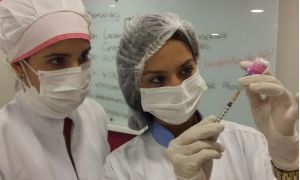 Pesquisa mostra como é a atuação na Farmácia Estética, quais as oportunidades e os desafios da profissão